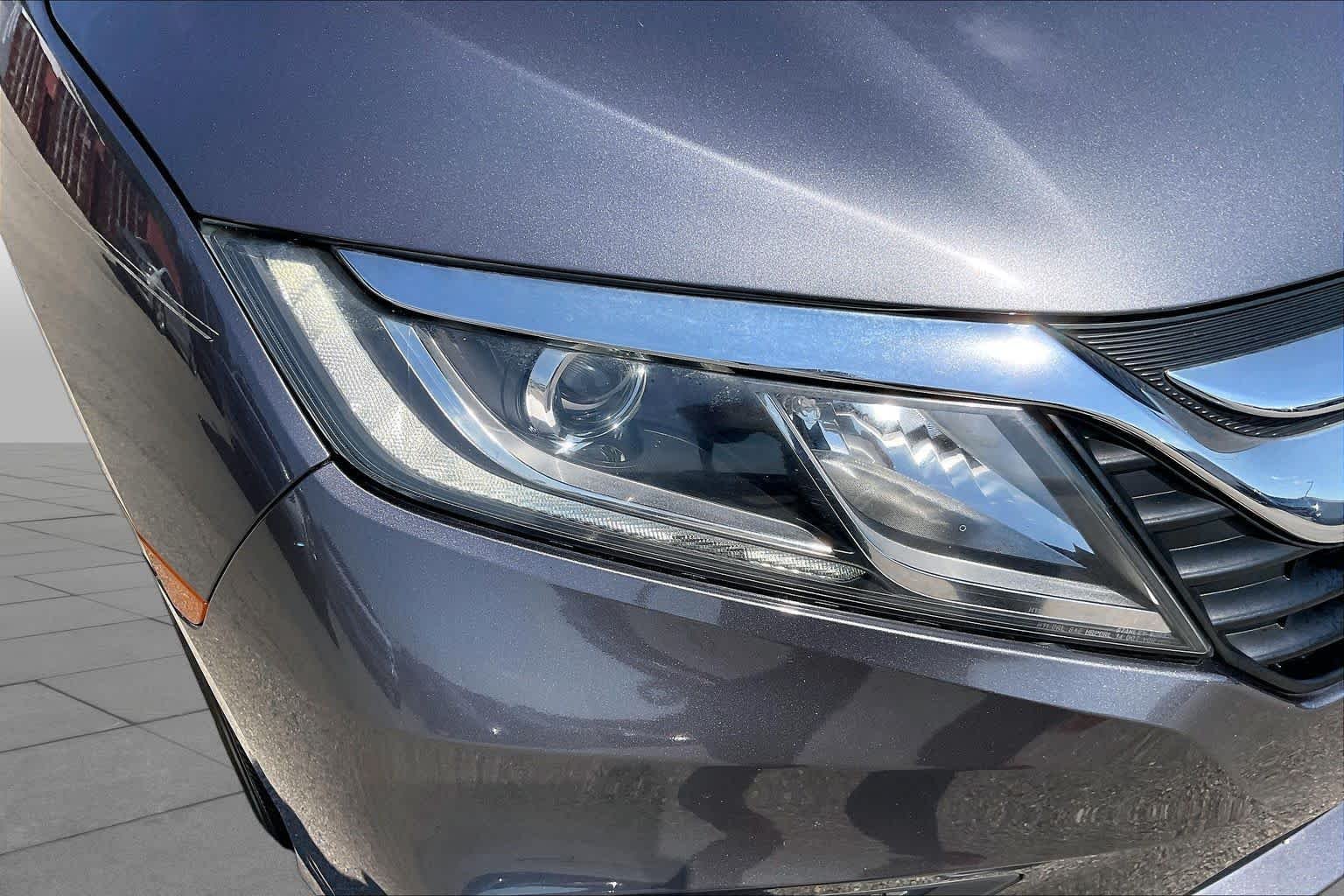 Used 2019 Modern Steel Metallic Honda EX-L image 26