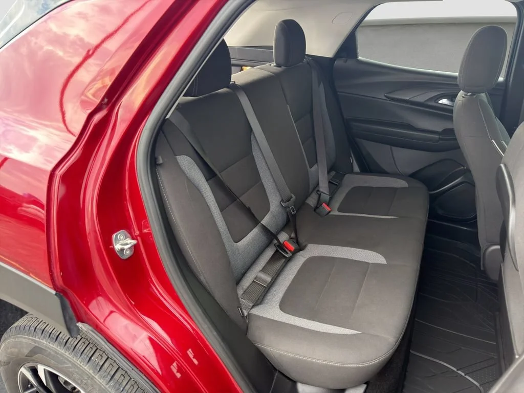 Used 2021 SCARLET RED METALLIC Chevrolet LT image 19