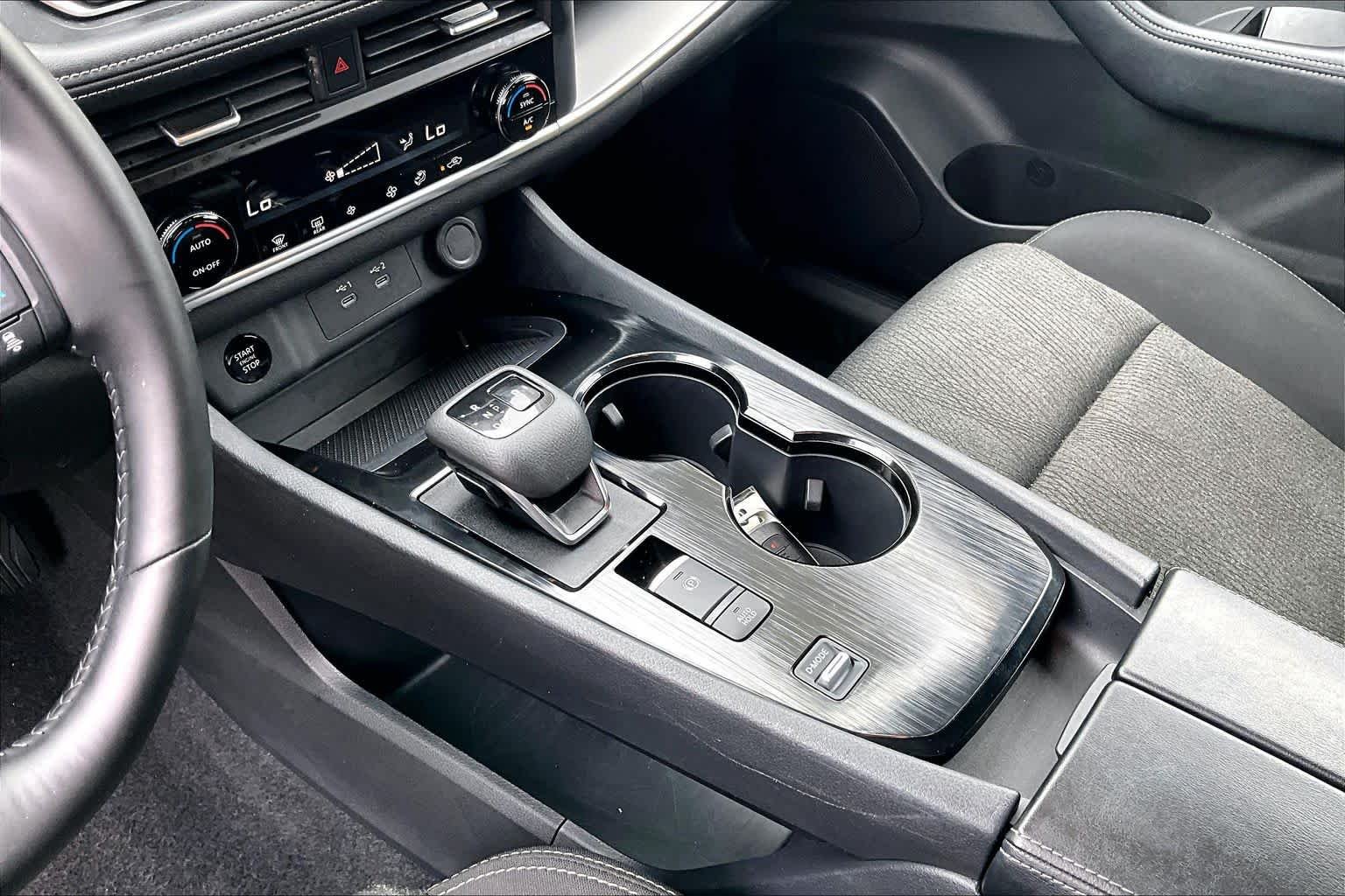 Certified Used 2025 Gun Metallic Nissan SV image 16