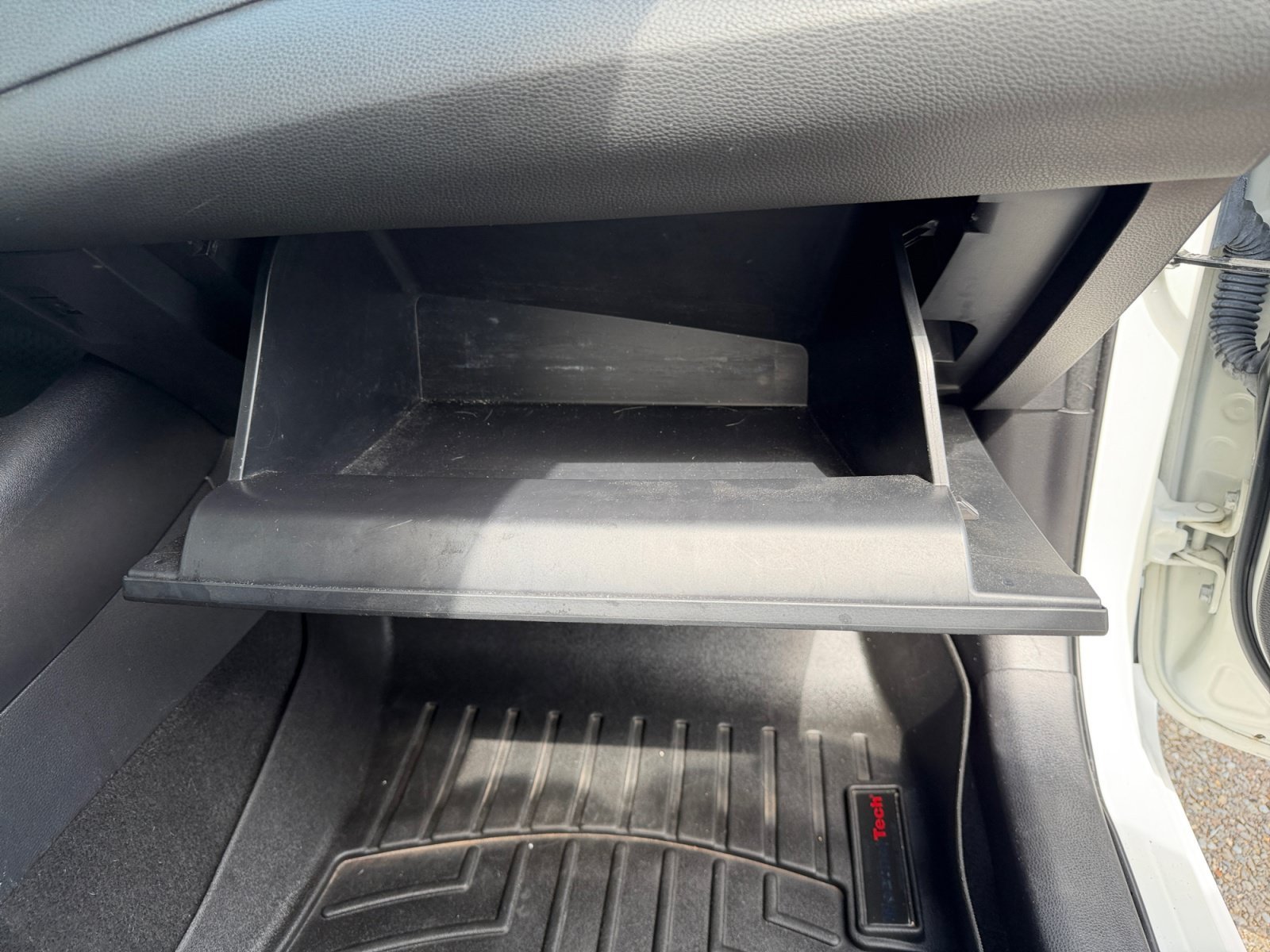 Used 2020 Super White Toyota LE image 27