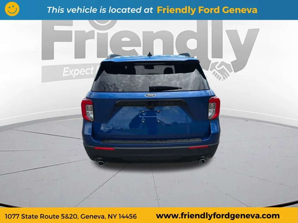 Used 2023 Blue Metallic Ford ST-Line image 6