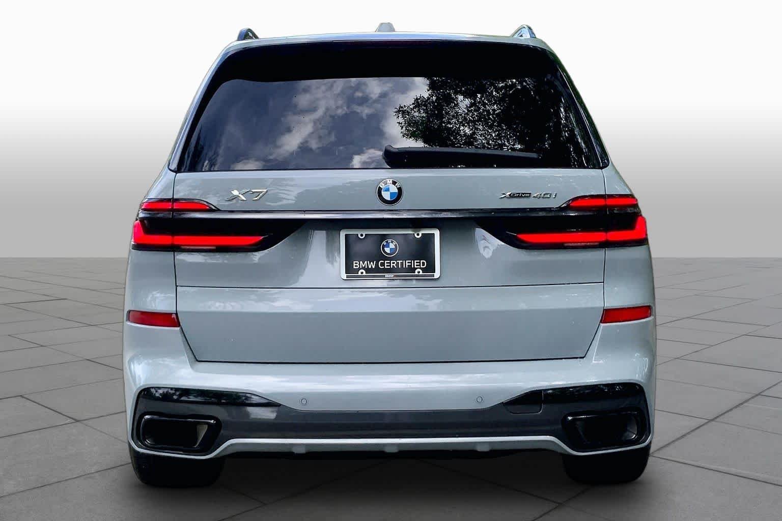 Used 2024 Brooklyn Grey Metallic BMW xDrive40i image 4