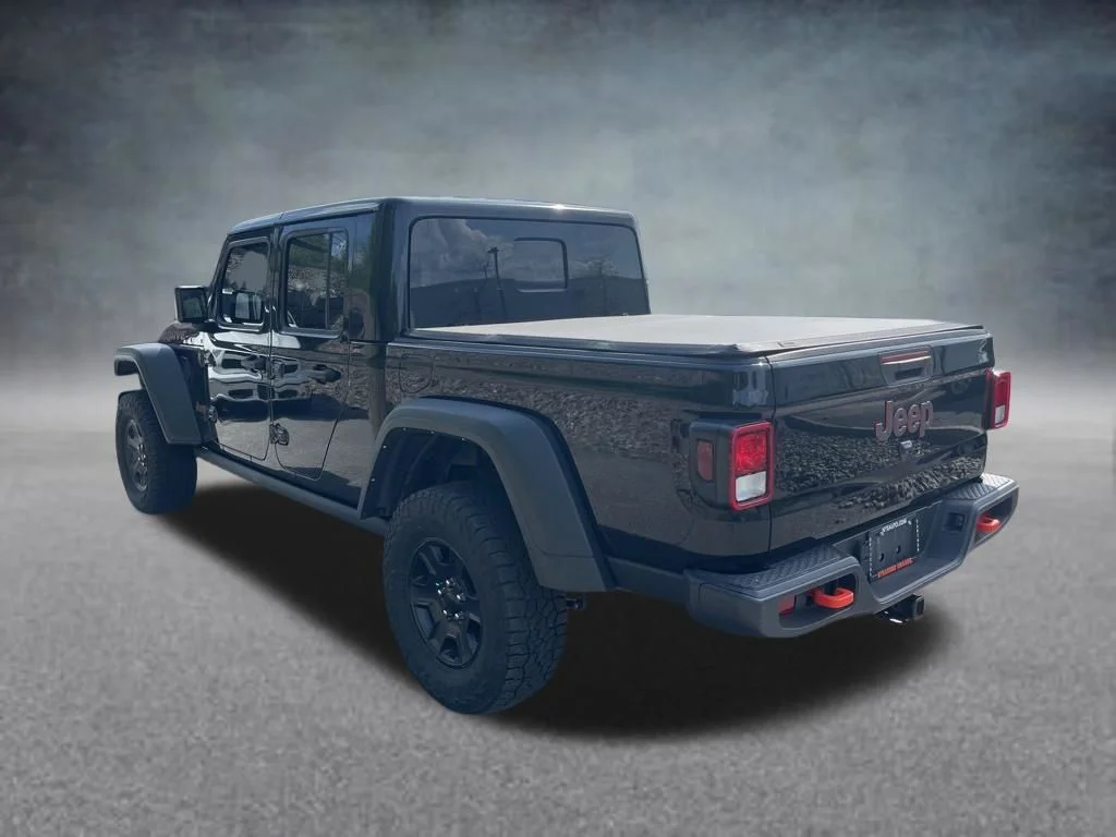 Used 2022 Black Jeep Mojave image 3