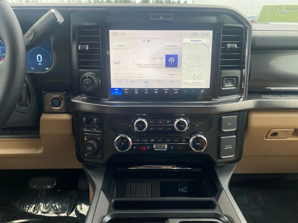 New 2026 Gray Ford Lariat image 25