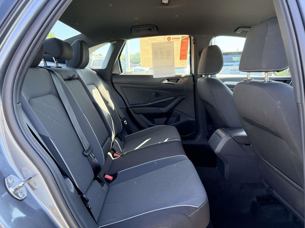 Used 2025 Gray Volkswagen 1.5T Sport image 19