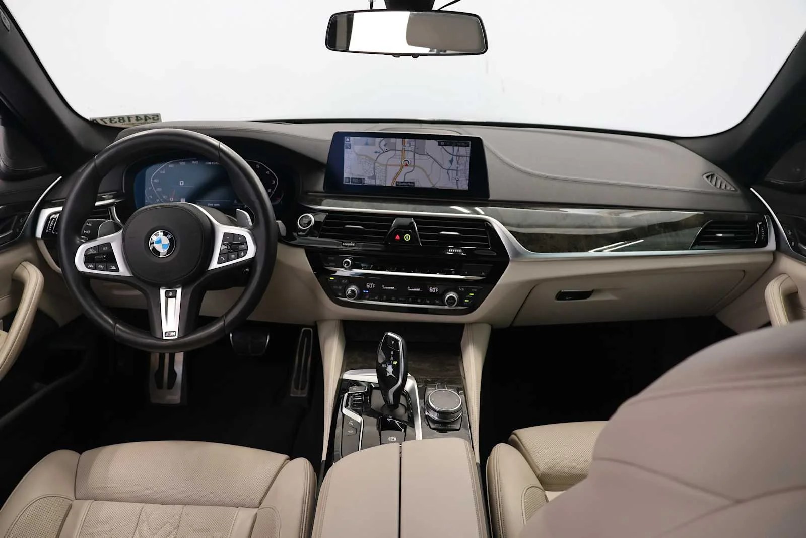 Used 2020 Dark Graphite Metallic BMW M550i xDrive image 29