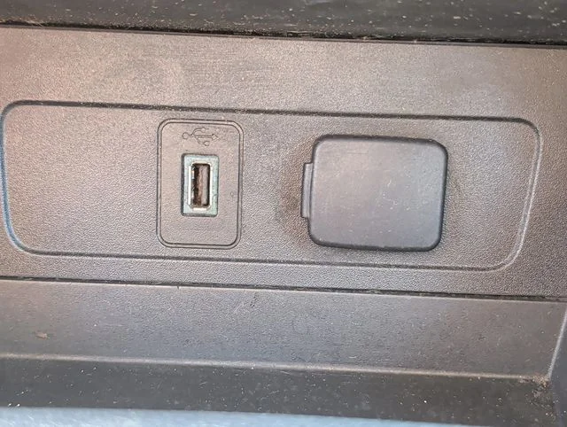 Used 2019 Blue Ford S image 20