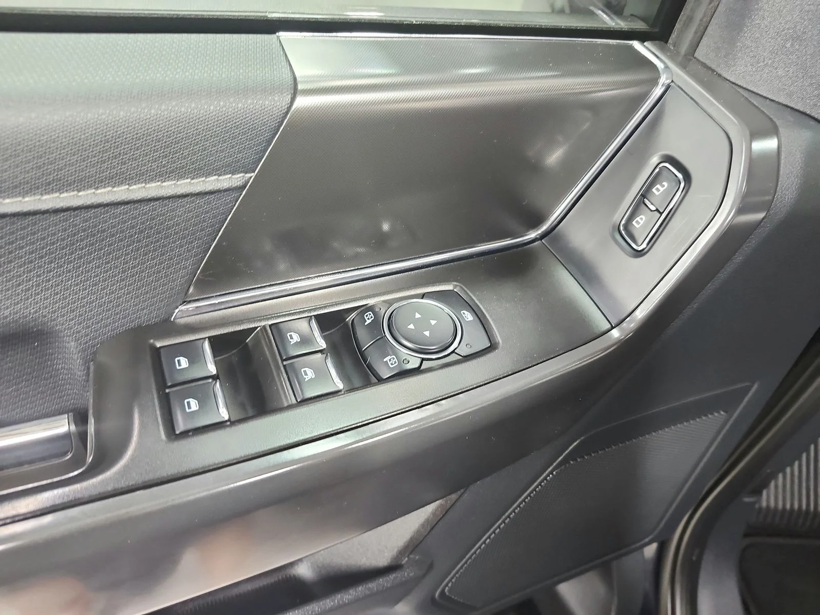 Used 2024  Ford XLT image 33
