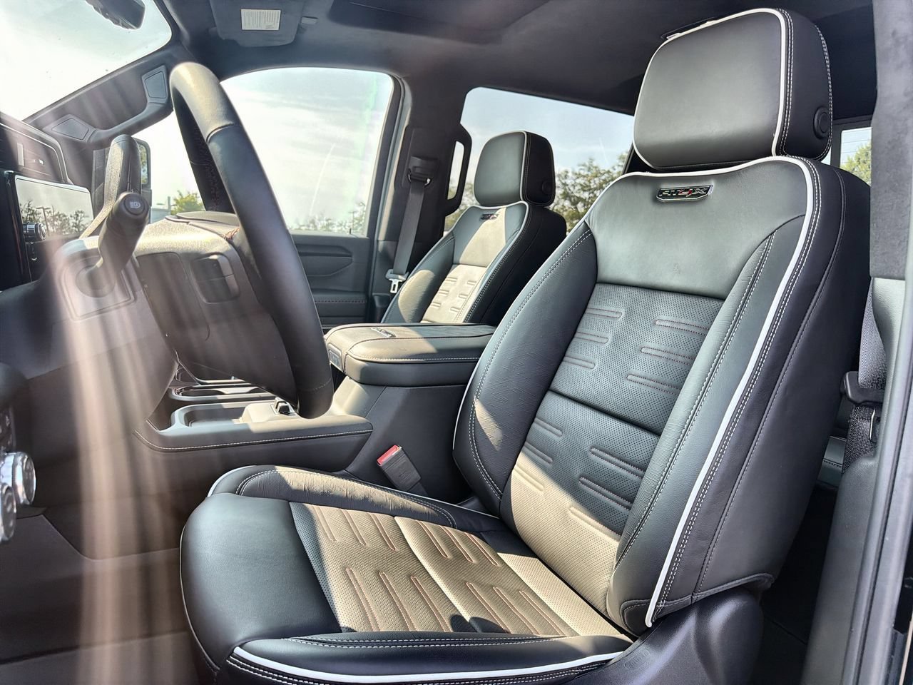 2026 GMC Sierra 2500HD AT4X - Photo 16