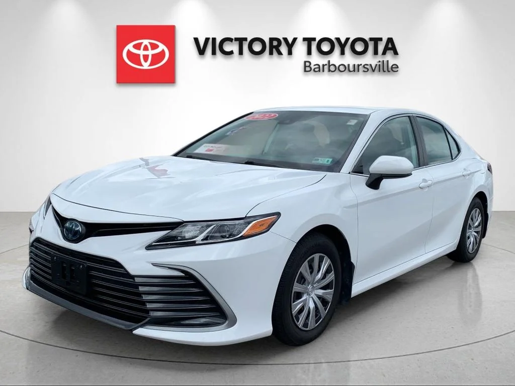 Used 2022 White Toyota LE image 1