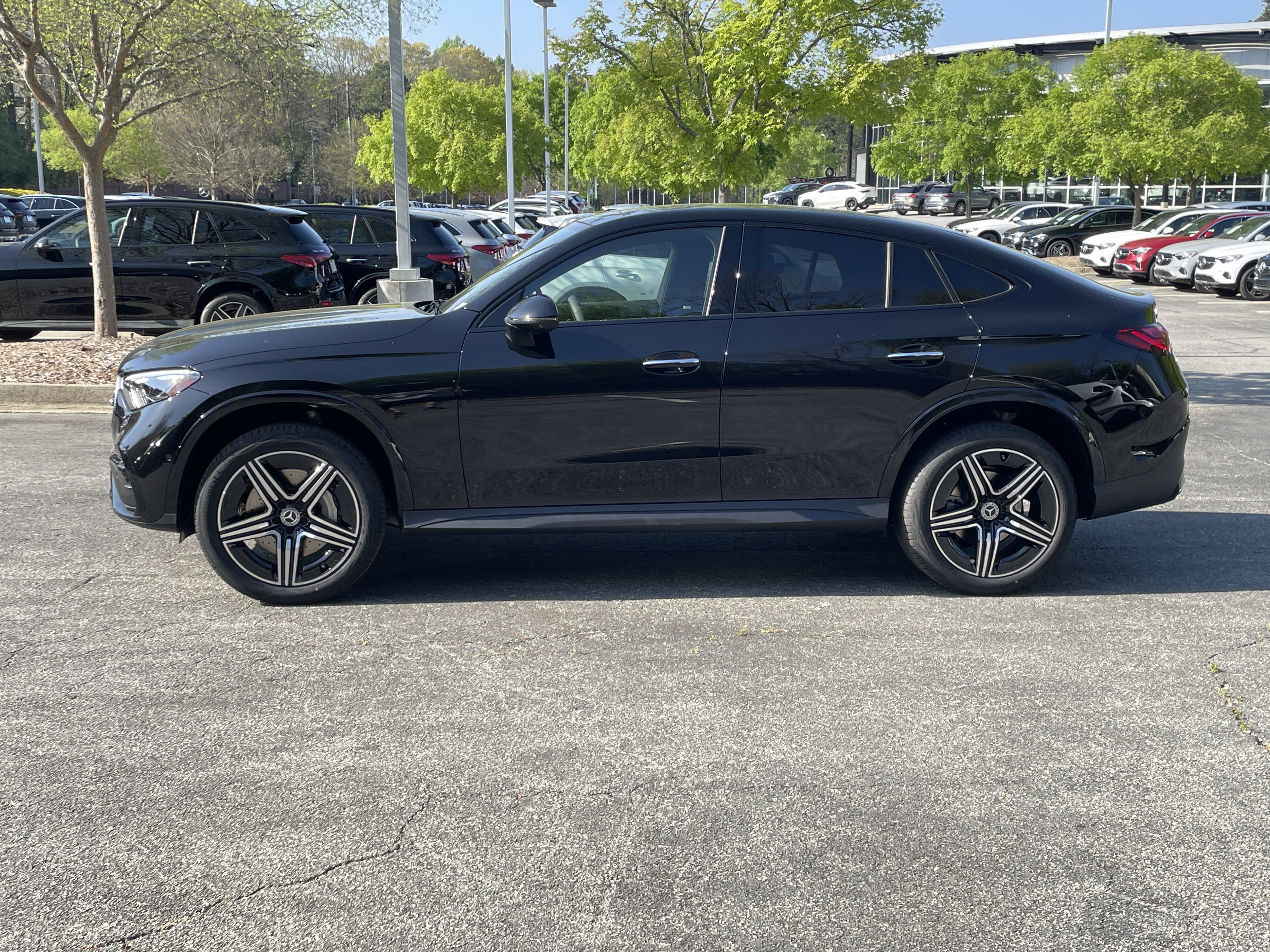 New 2026 Obsidian Black Metallic Mercedes-Benz GLC 300 4MATIC® Coupe image 14