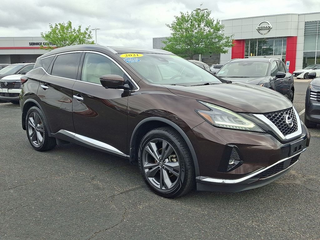 Used 2021 Brown Nissan Platinum image 3