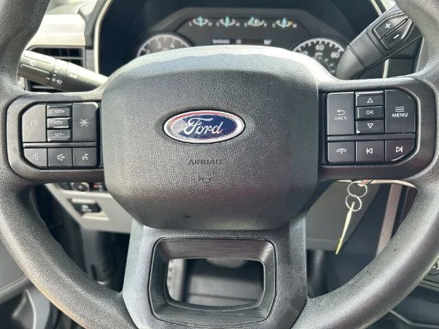 Used 2023 Silver Ford  image 10