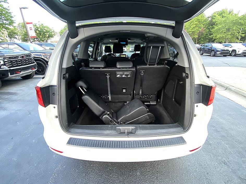 Used 2024 Platinum White Pearl Honda Touring image 23