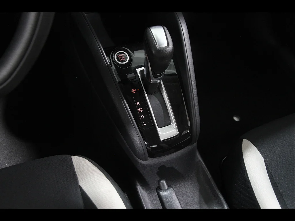 Used 2021 Brilliant Silver Metallic Nissan SV image 14