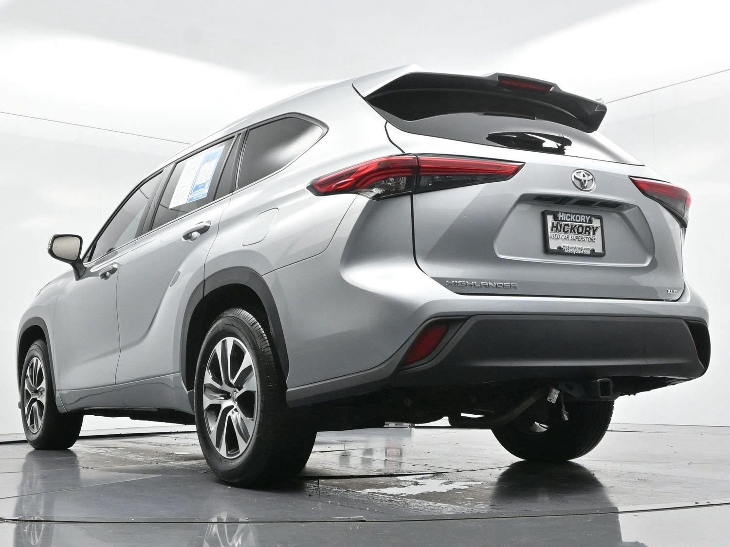 Used 2022 Celestial Silver Metallic Toyota XLE image 54