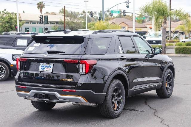 New 2026 Agate Black Metallic Ford Tremor® image 32