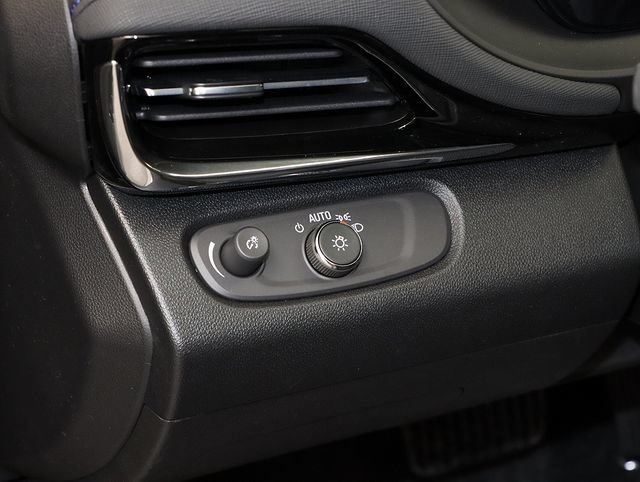 2026 Buick Envista Sport Touring - Photo 24