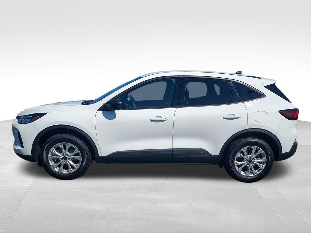 Used 2025 White Ford Active image 2