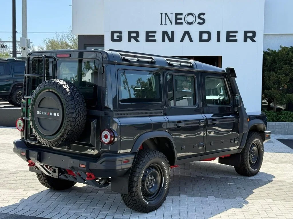 New 2026 Donny Gray Metallic INEOS Trialmaster Edition image 3