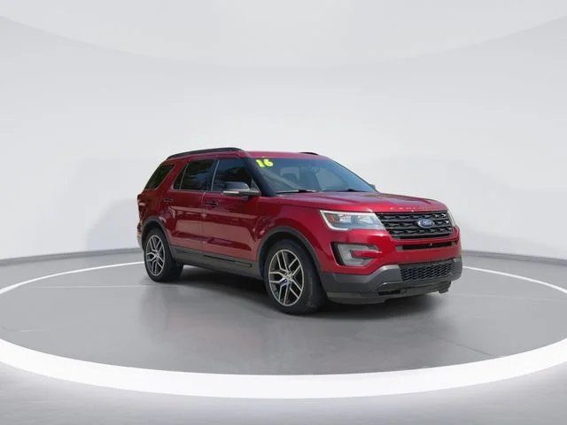 Used 2016 Red Ford Sport image 2