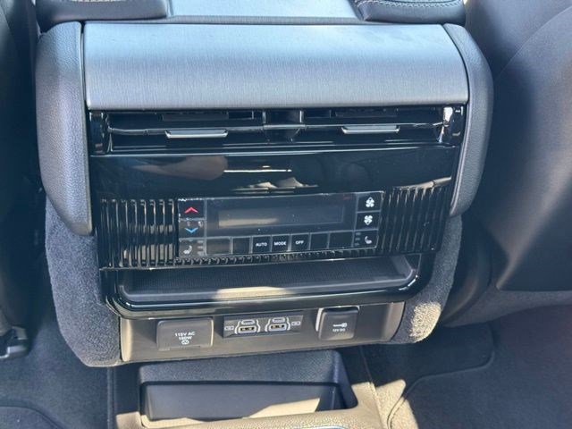 New 2026 Fathom Blue Pearlcoat Jeep Limited Reserve image 33