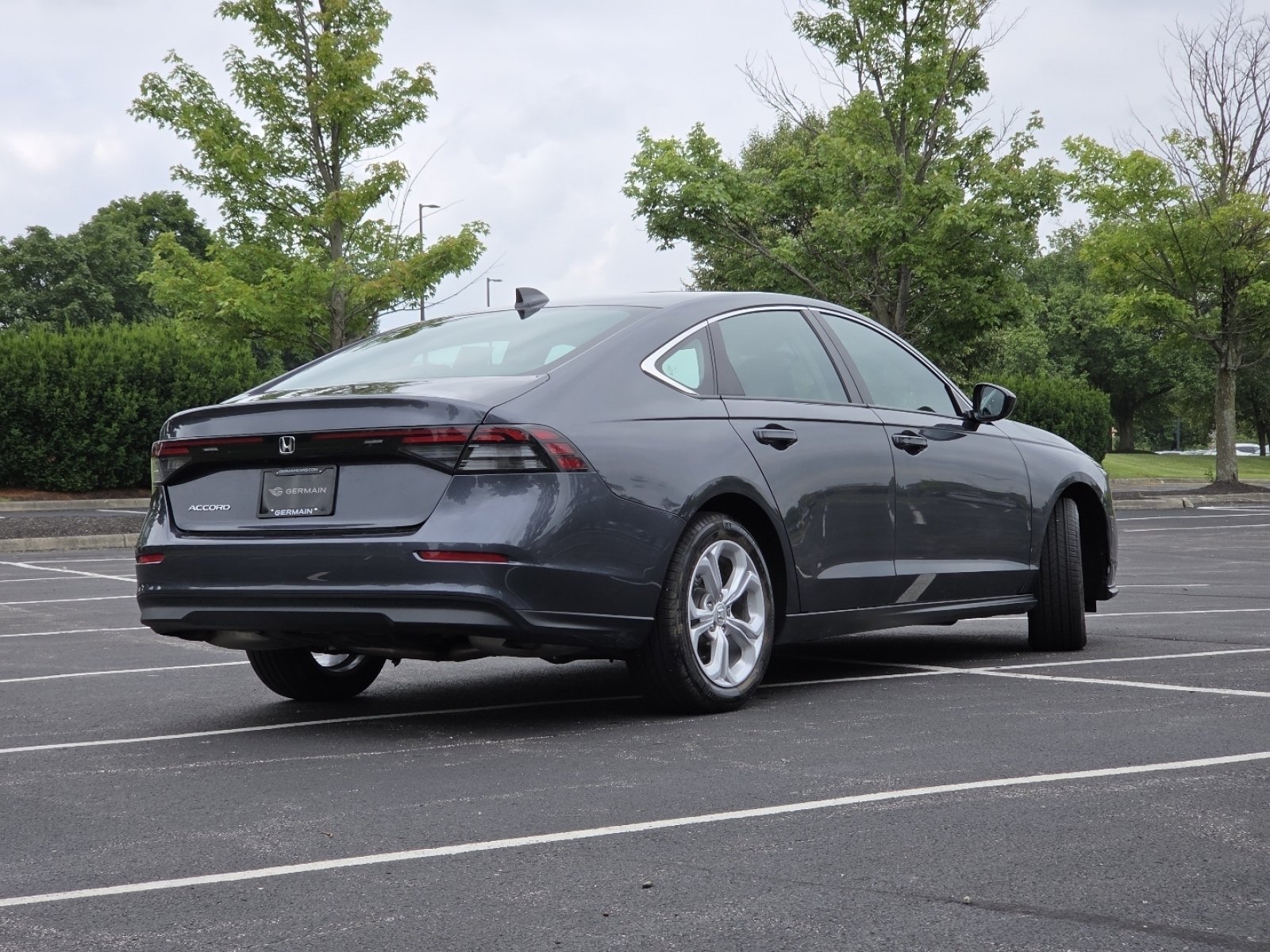 Certified Used 2025 Meteorite Gray Metallic Honda LX image 18