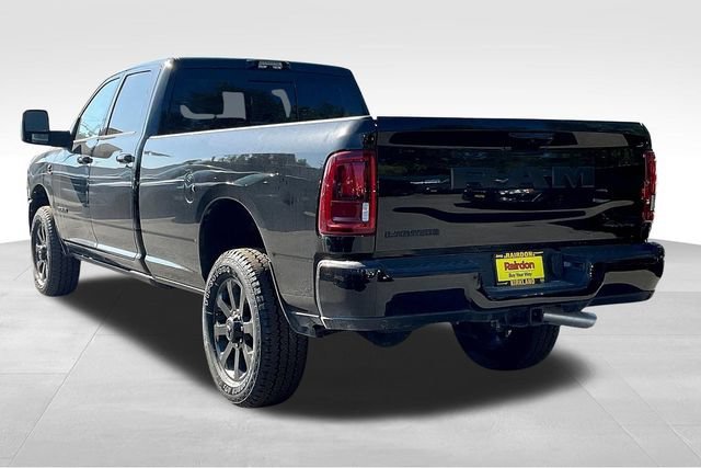 New 2025 Diamond Black Crystal Pearl-Coat Exterior Paint RAM Laramie image 33