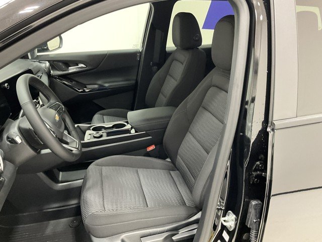 New 2027 Mosaic Black Metallic Chevrolet LT image 17
