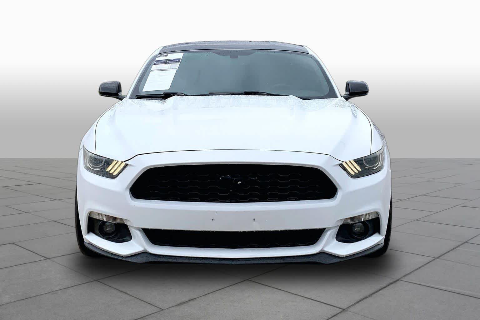 Used 2015 Oxford White Ford EcoBoost image 4