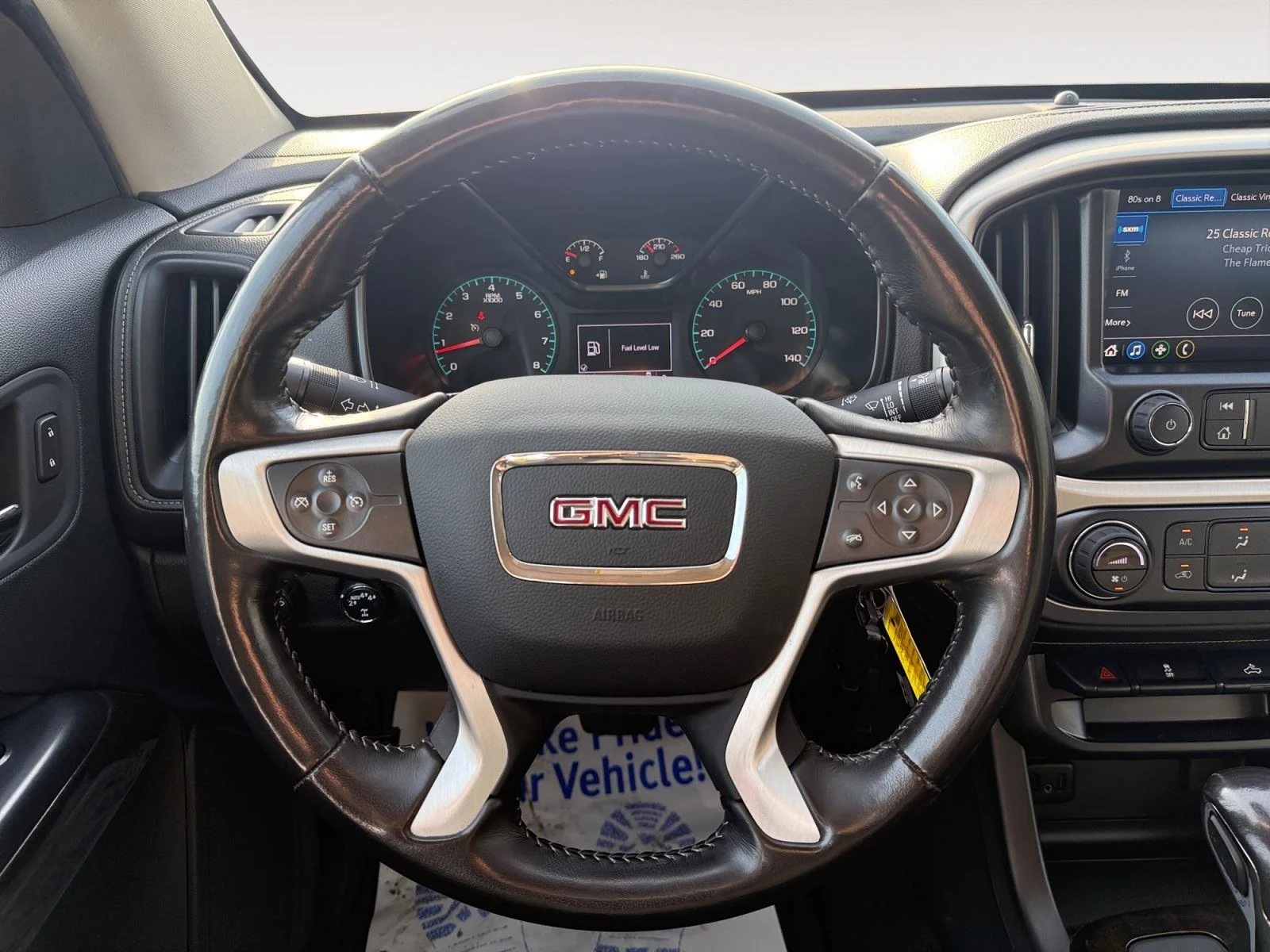 Used 2022 Onyx Black GMC Elevation image 16