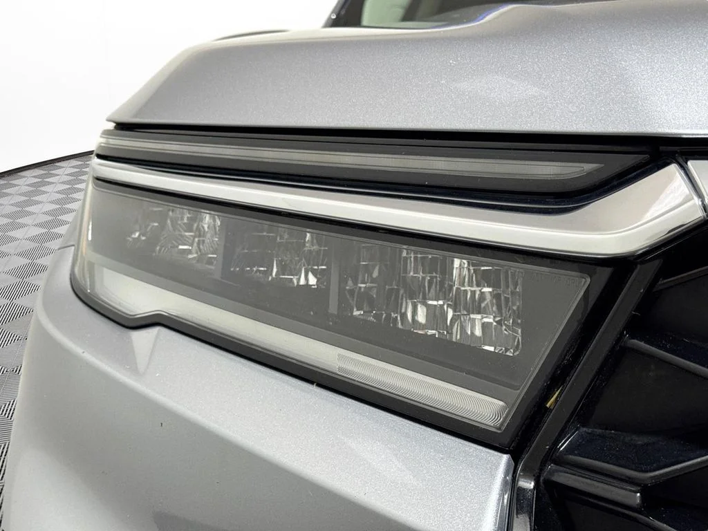 Certified Used 2024 Silver Honda Touring image 18