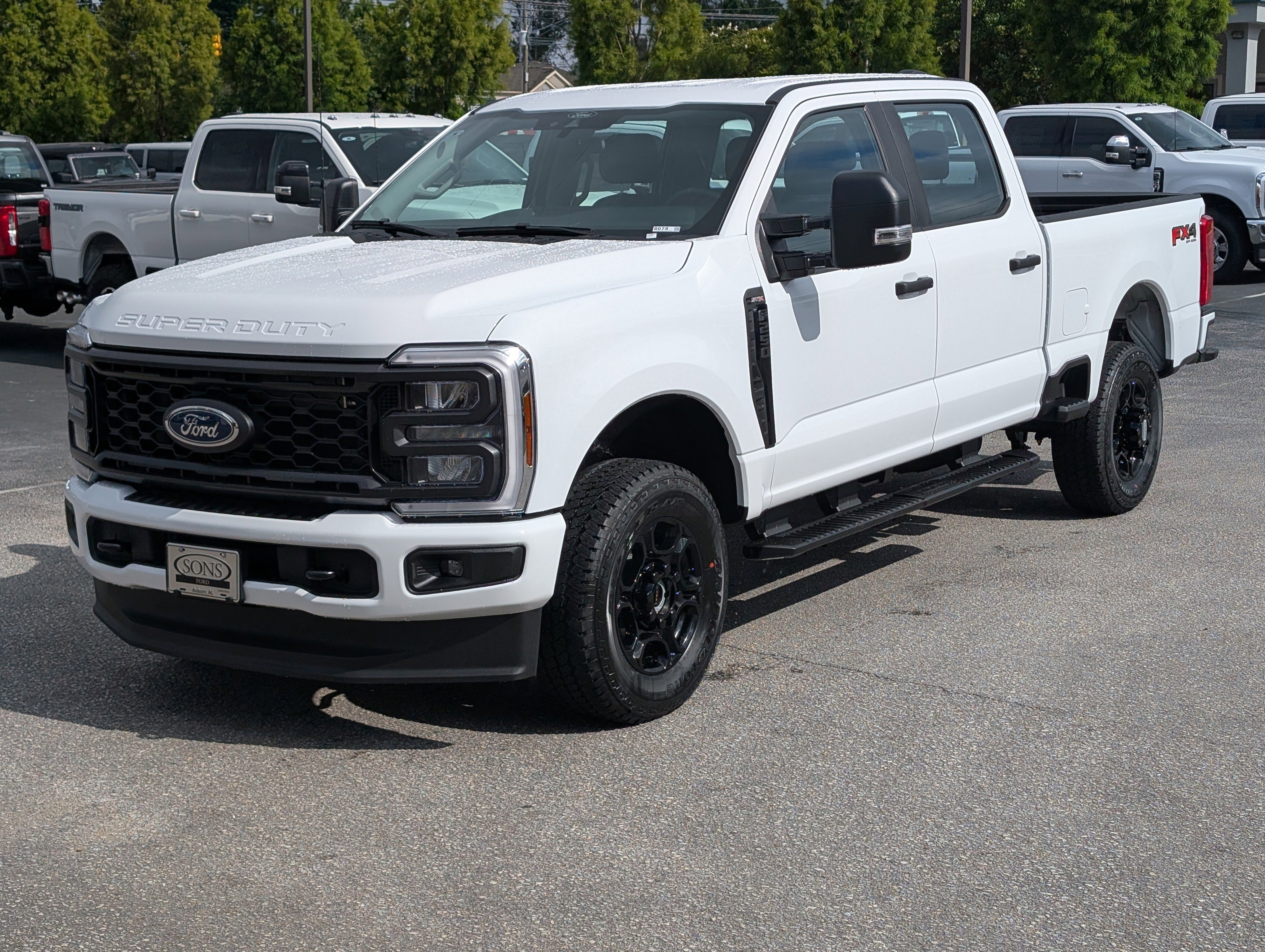 New 2026 OXFORD WHITE FORD XL image 2