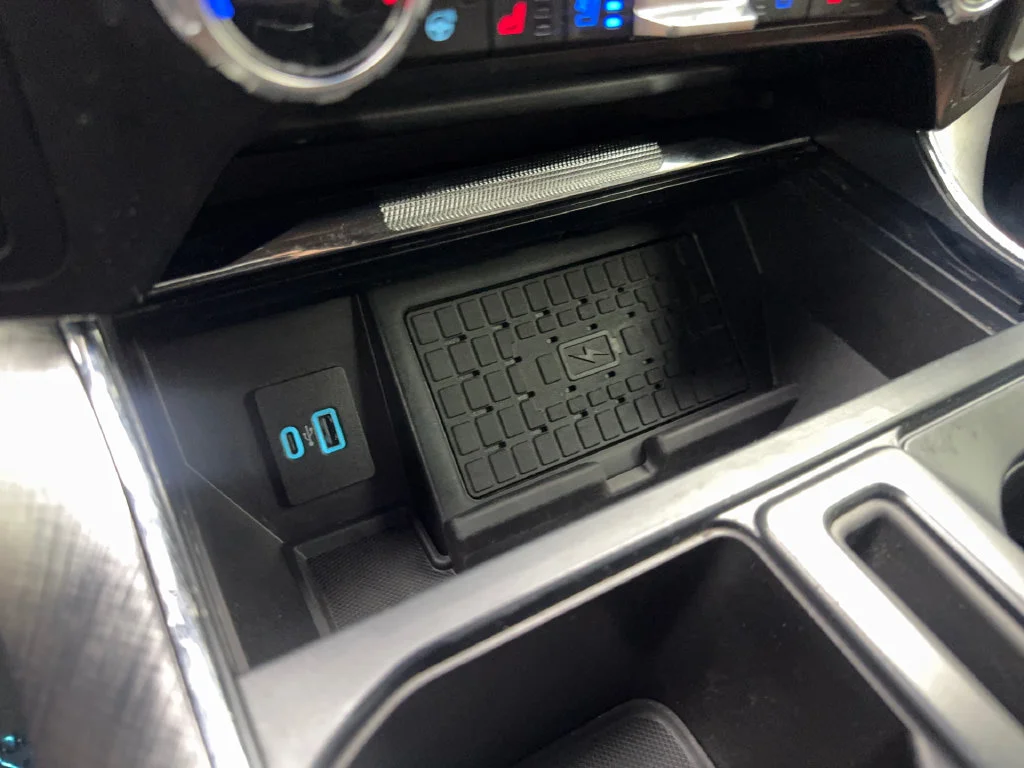 Used 2023  Ford King Ranch image 71