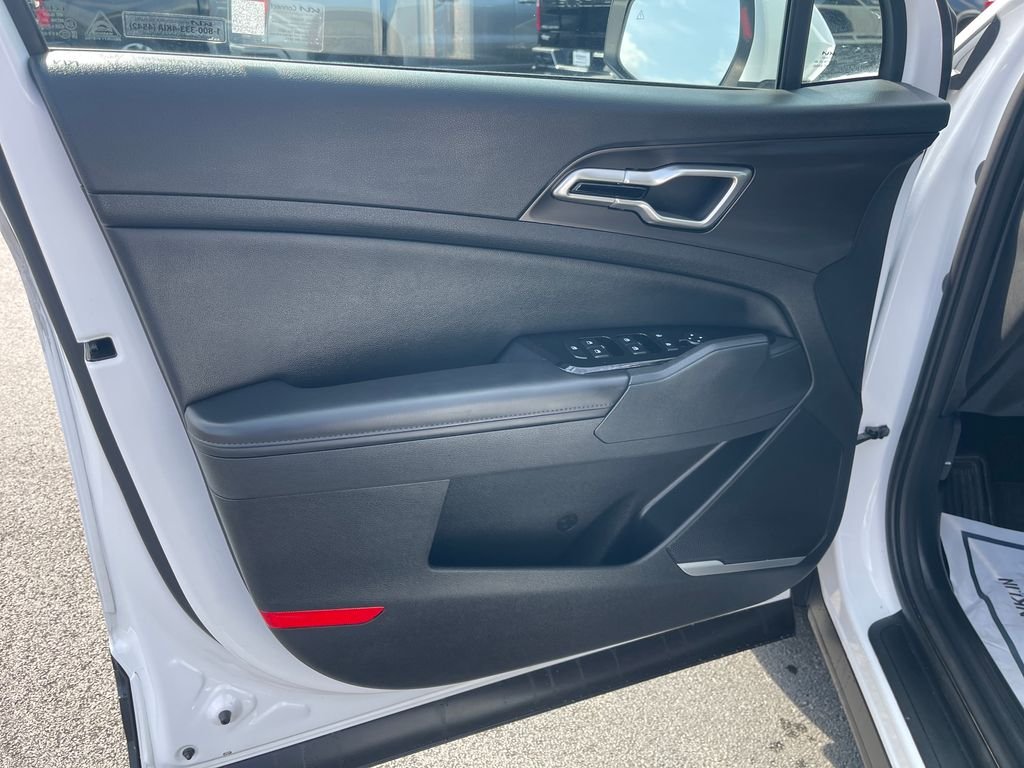 Used 2024 White Kia EX image 12