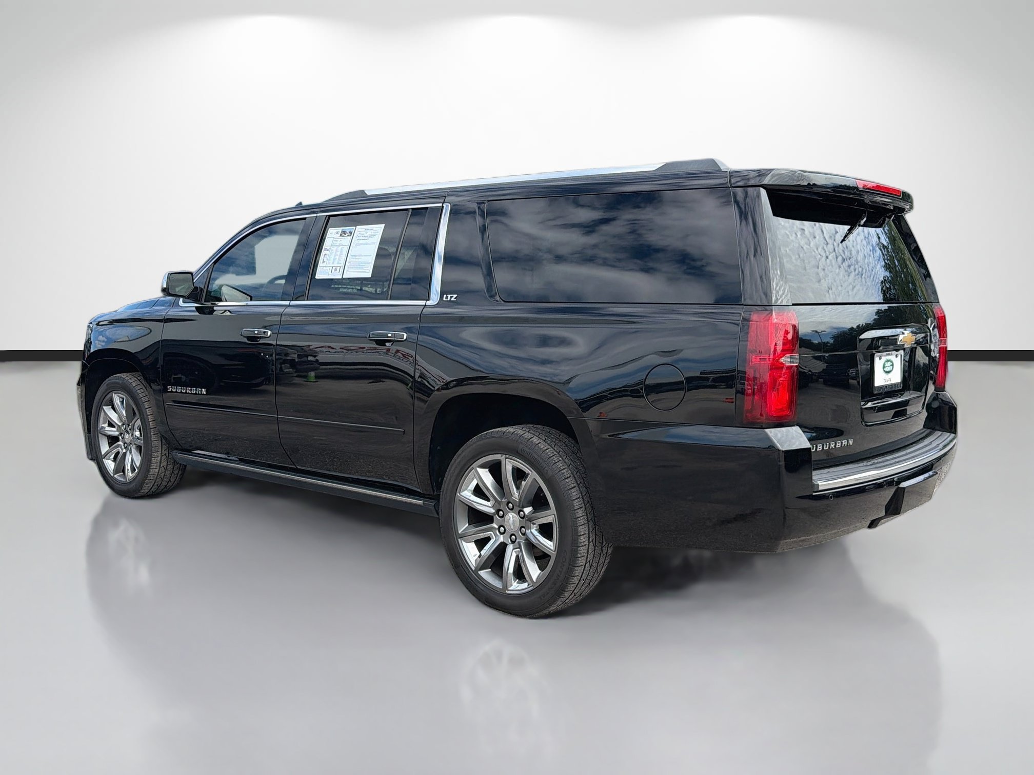 Used 2015 Black Chevrolet LTZ image 3