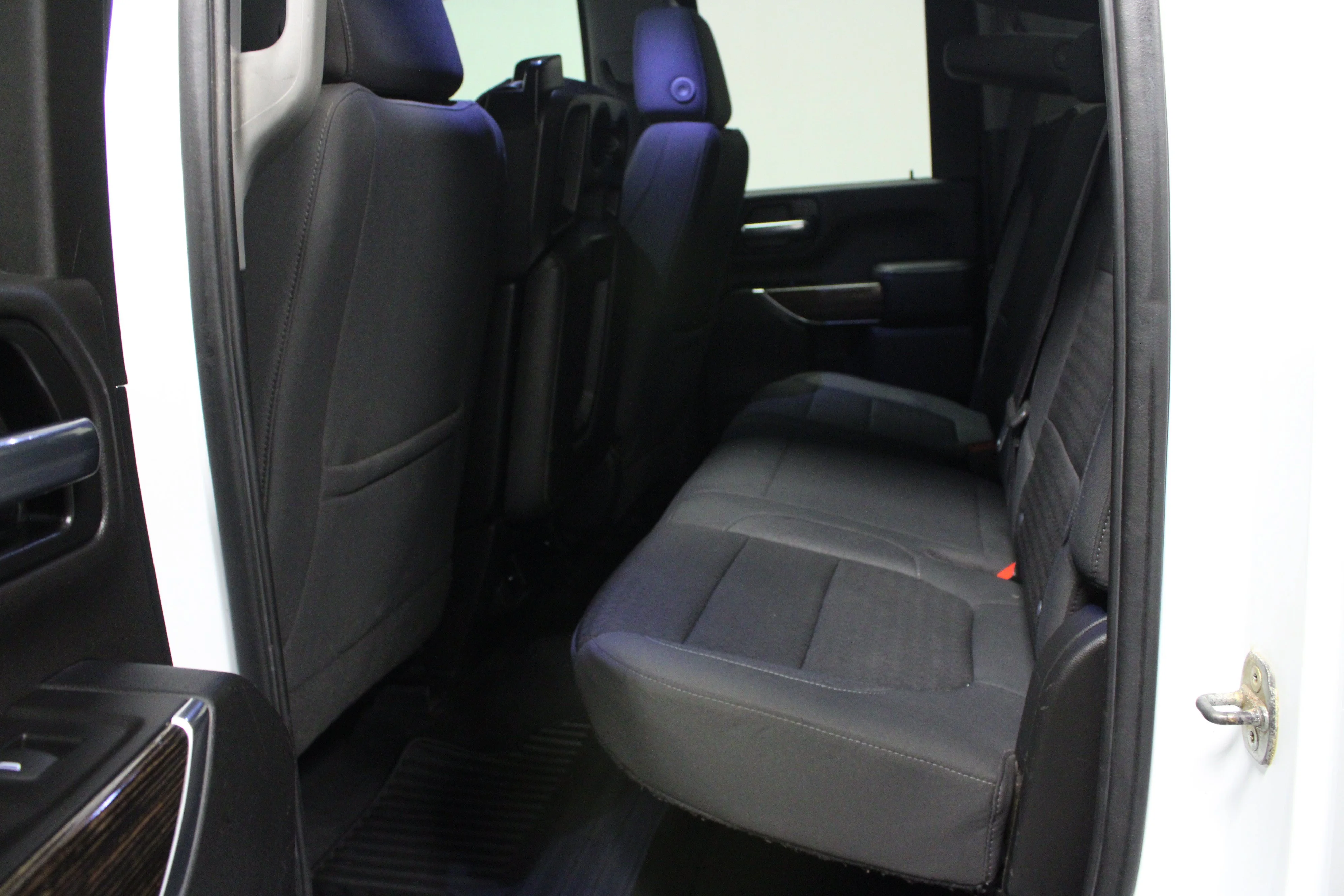 Used 2021 Summit White GMC SLE image 14