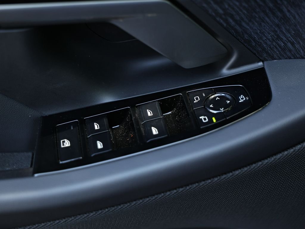 New 2027 Dark Graphite Metallic BMW 530i image 16