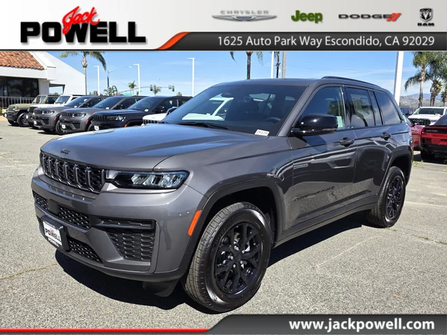 2026 Jeep Grand Cherokee Altitude