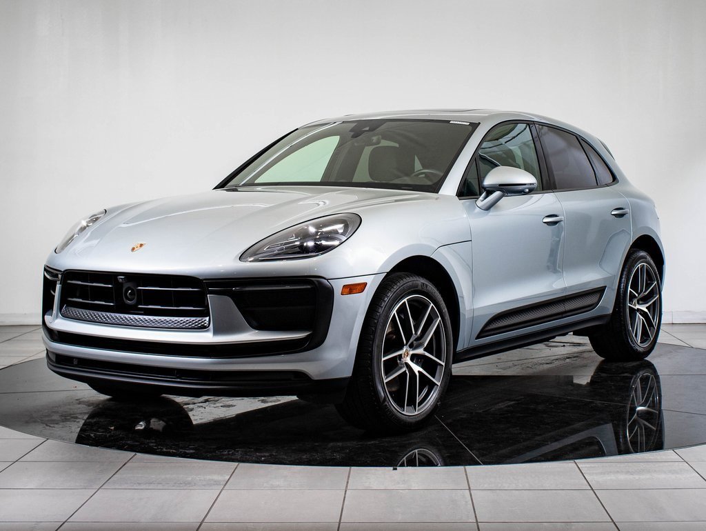 2023 Porsche Macan T