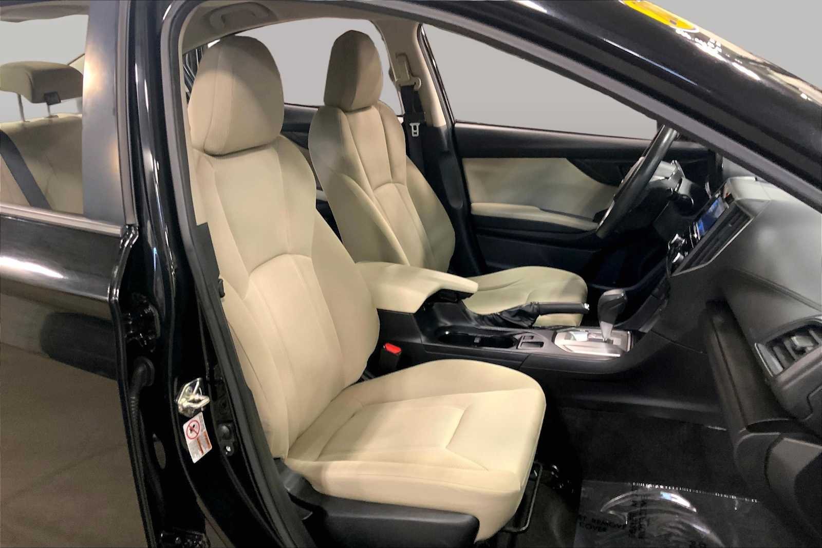 Pre-Owned 2017 Subaru Impreza
