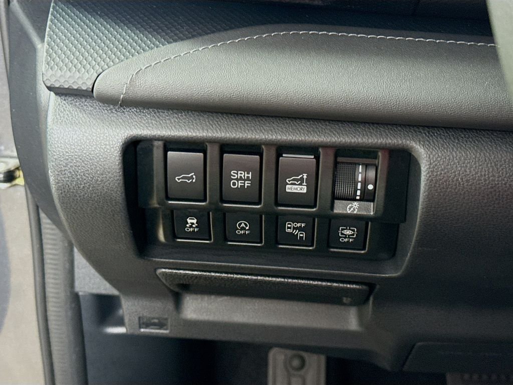 Used 2022 Magnetite Gray Metallic Subaru Touring image 10