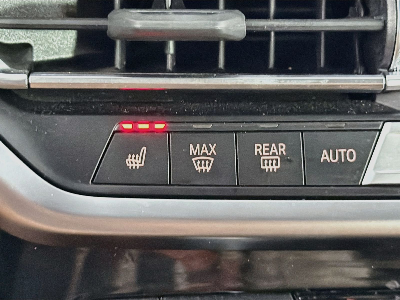 Certified Used 2023 Alpine White BMW xDrive30i image 20