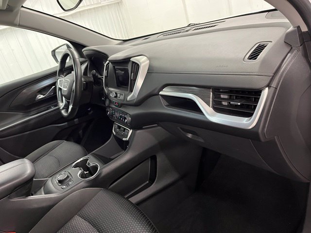 Used 2023 White GMC SLE image 16