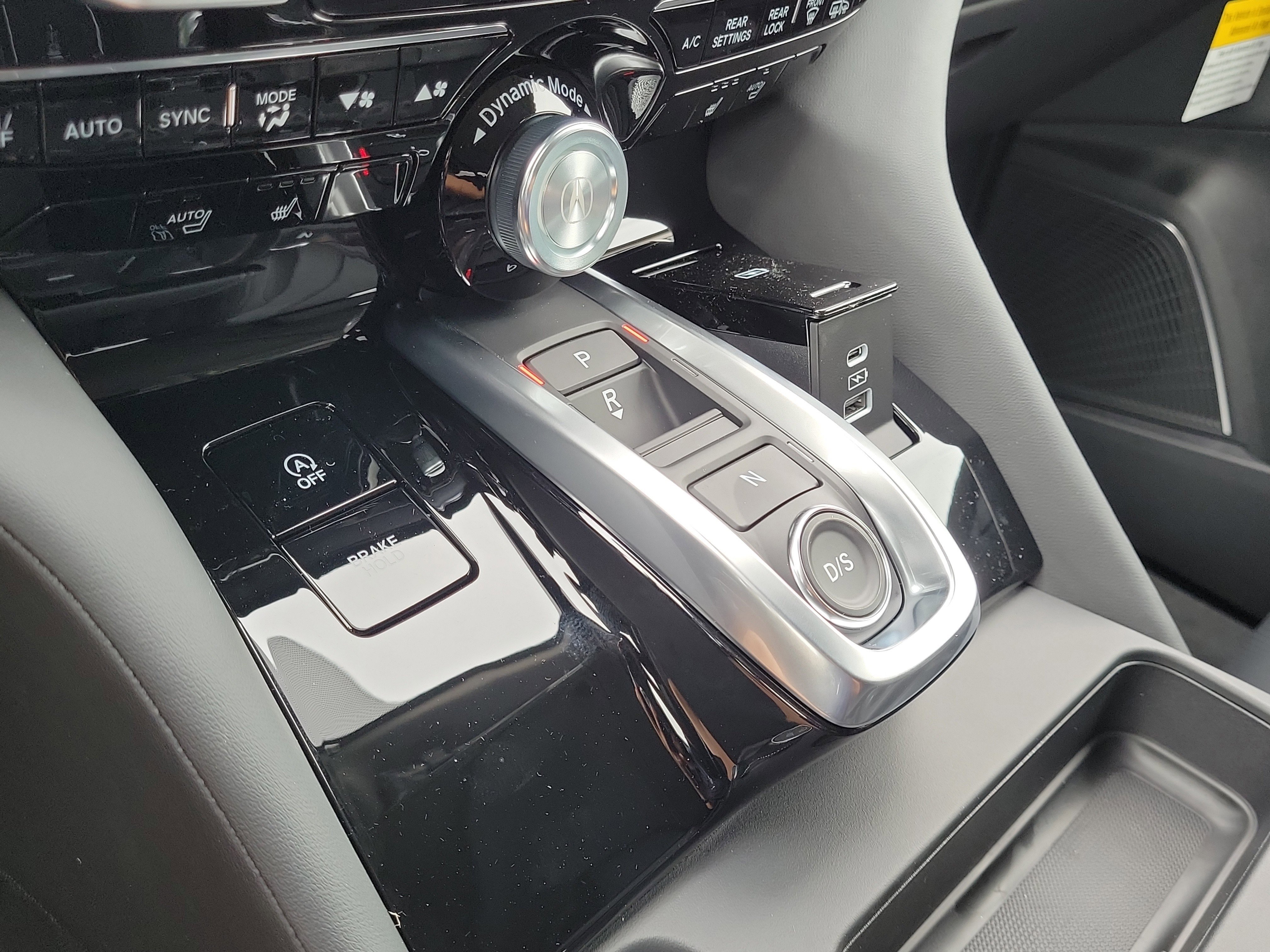 New 2026 Solar Silver Metallic Acura w/Technology Package image 18