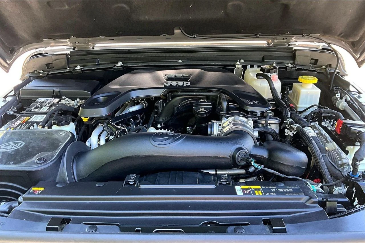 Used 2021 Gray Jeep Rubicon image 36