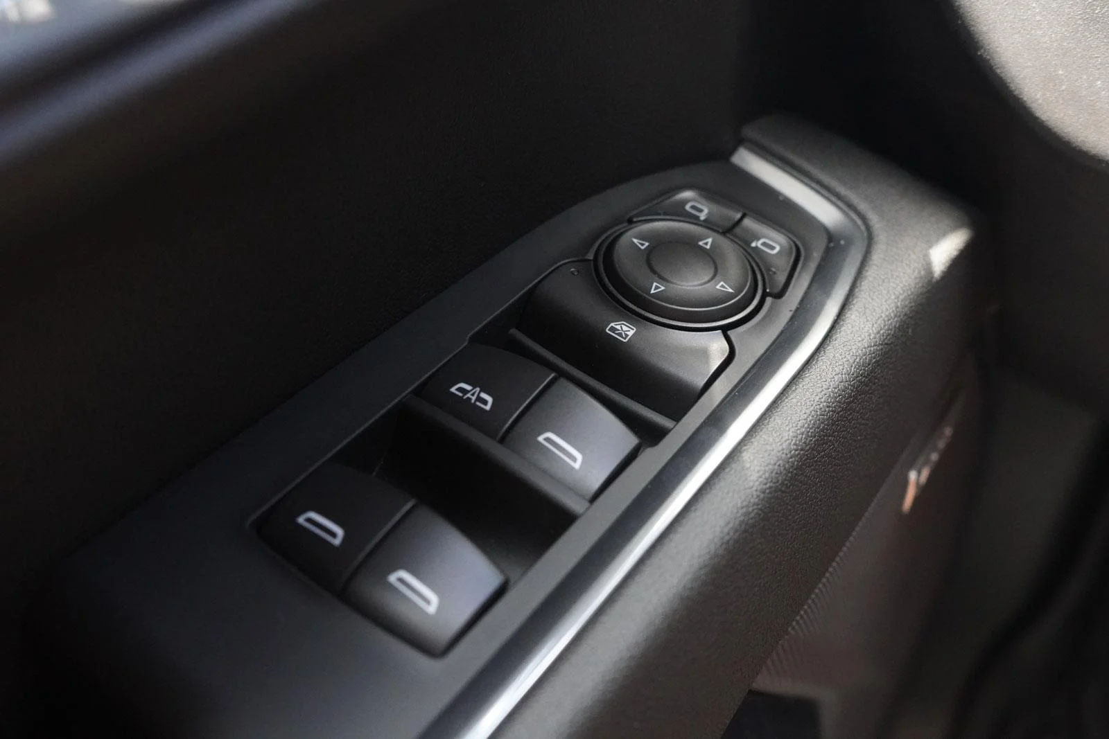 2026 Chevrolet Silverado 1500 LT Trail Boss - Photo 18
