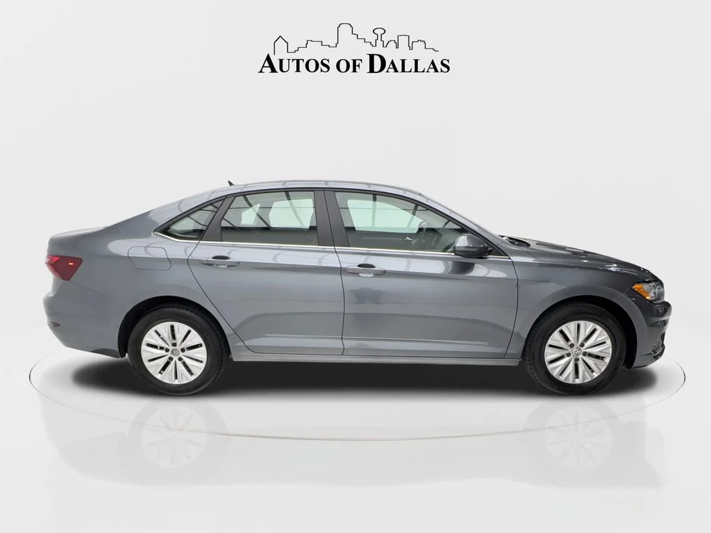 Used 2020 Gray Volkswagen 1.4T S image 7