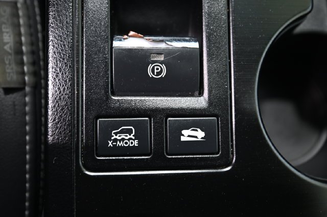 Used 2018 Gray Subaru 2.5i image 24