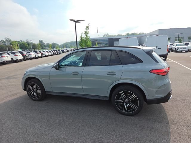 New 2027 MANUFAKTUR Alpine Grey Mercedes-Benz GLC300 image 6